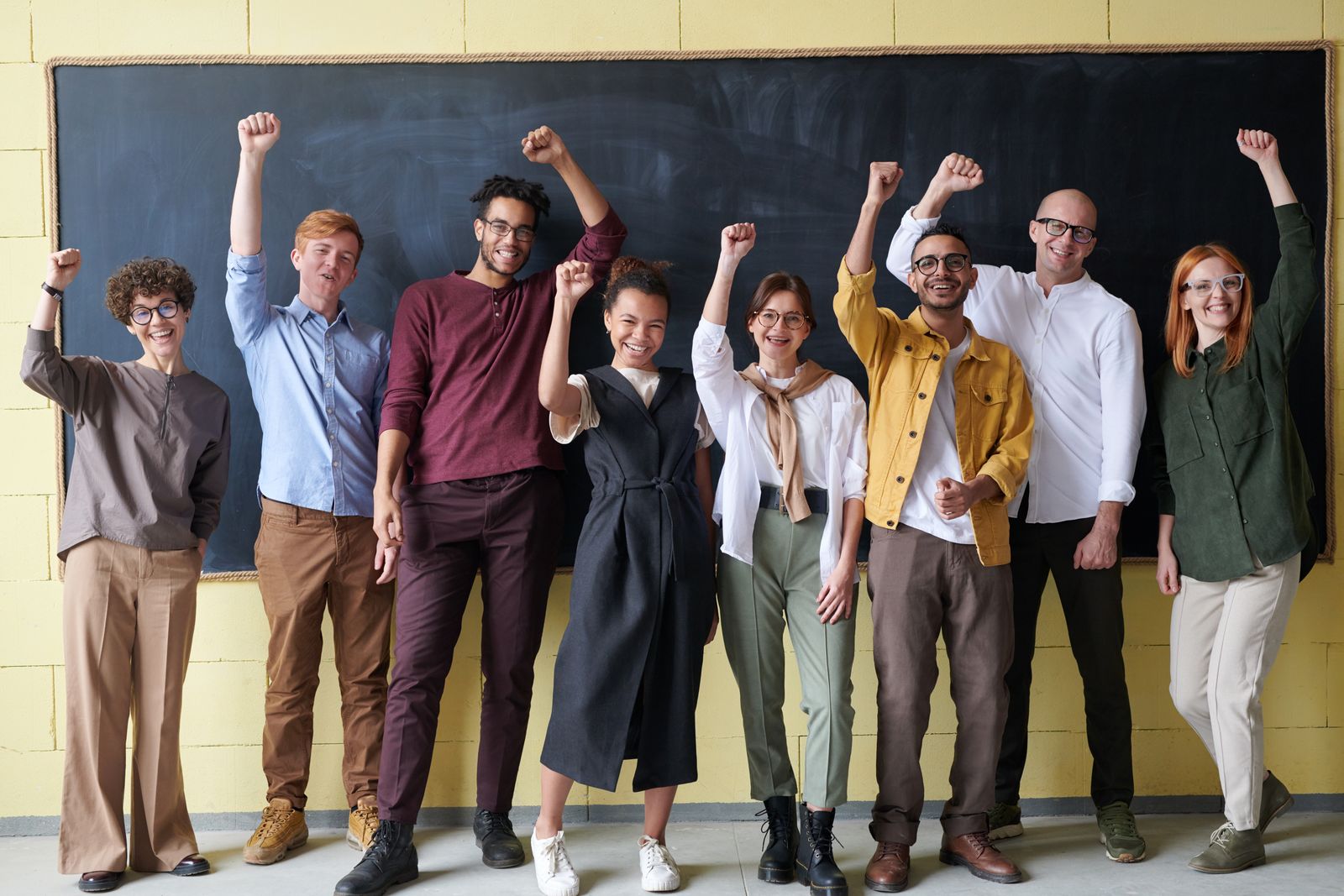 Equipe reunida no ambiente de trabalho